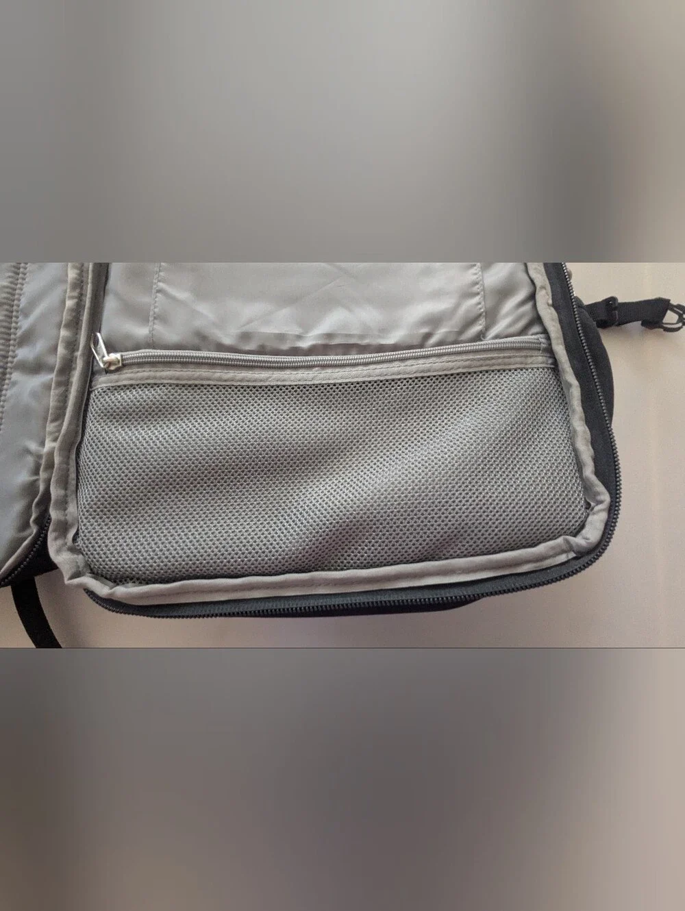 High Sierra Computer Travel Backpack W/Padded Shoulders, Multiple Pockets 22x14